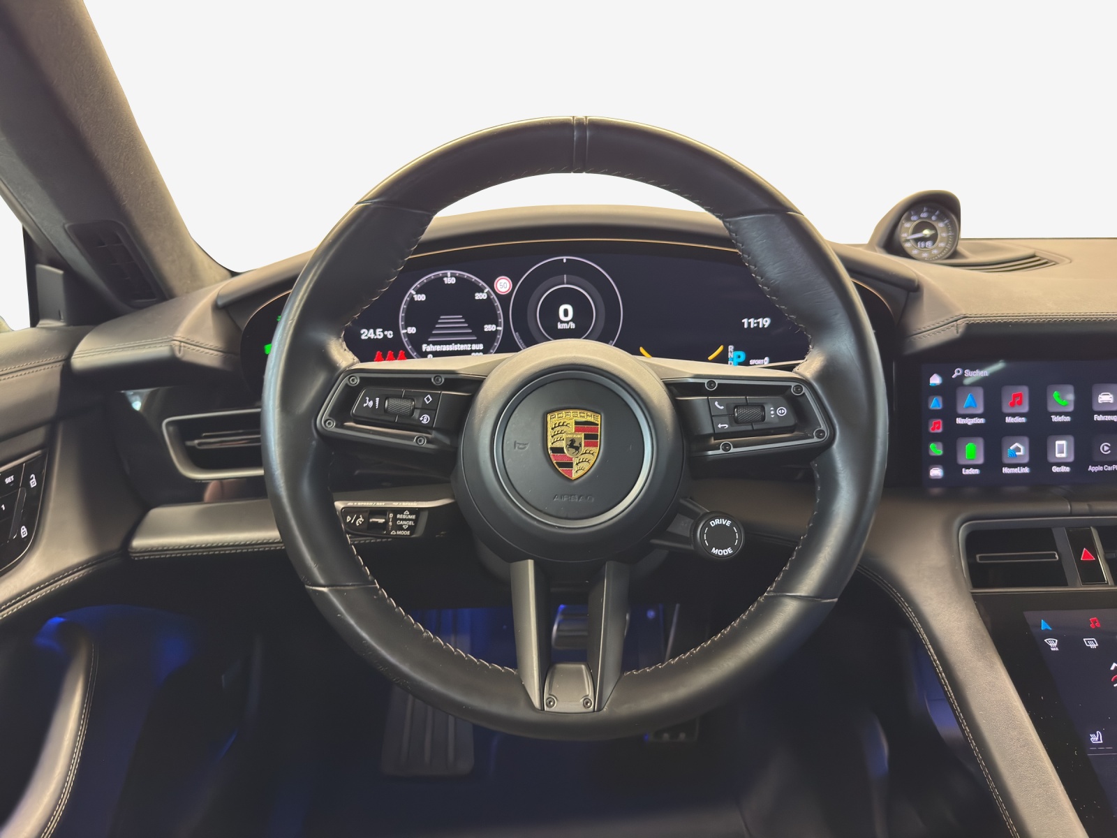 PORSCHE Taycan Turbo-image-10