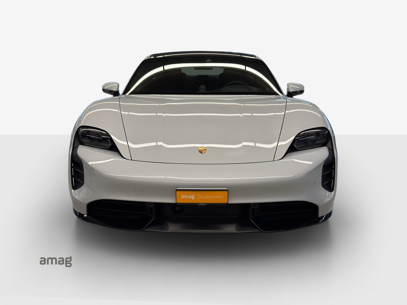 PORSCHE Taycan Turbo-image-7