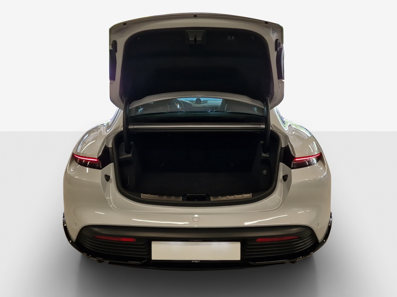PORSCHE Taycan Turbo-image-12