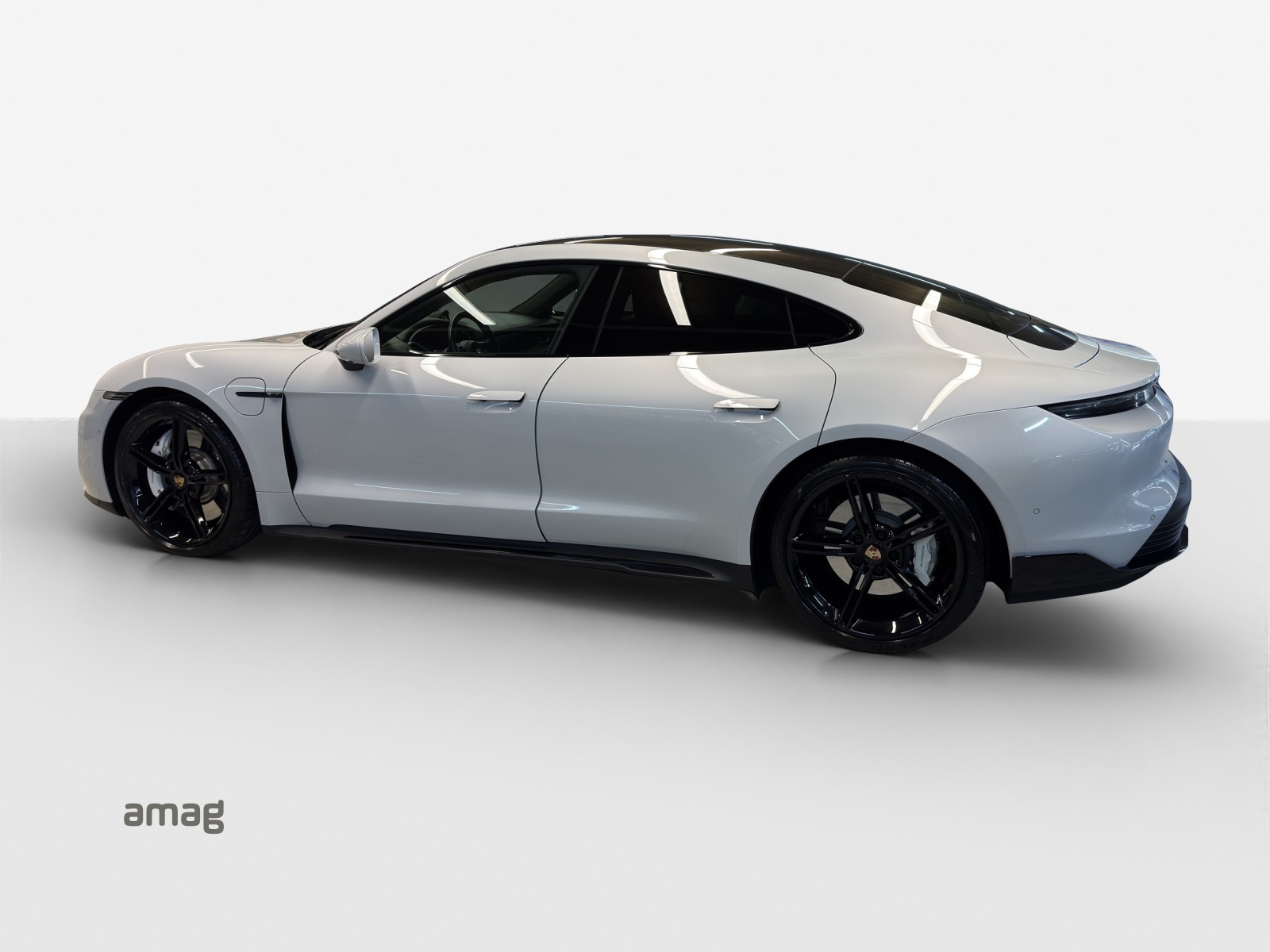 PORSCHE Taycan Turbo-image-2