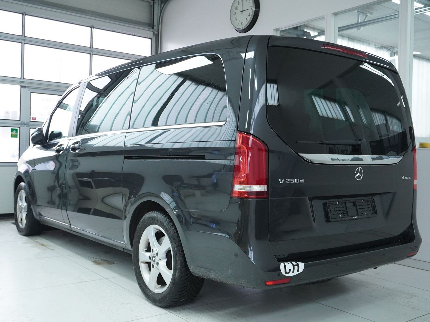 MERCEDES-BENZ V 250 d lang Avantgarde 4Matic G-Tronic-image-1