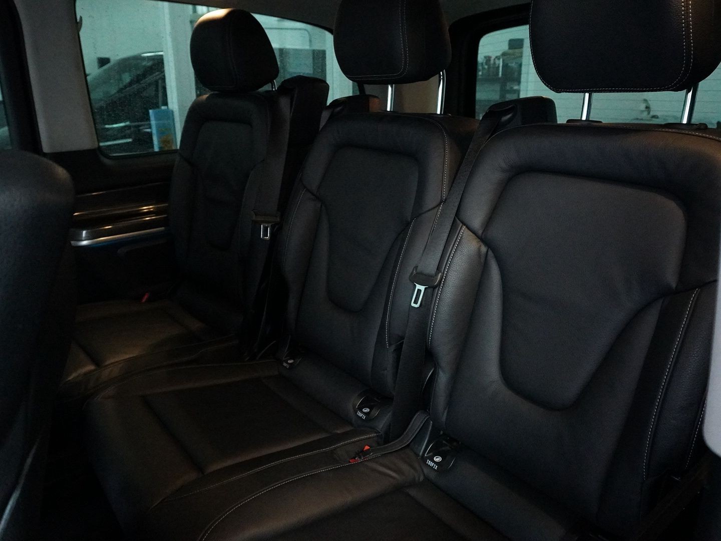 MERCEDES-BENZ V 250 d lang Avantgarde 4Matic G-Tronic-image-4