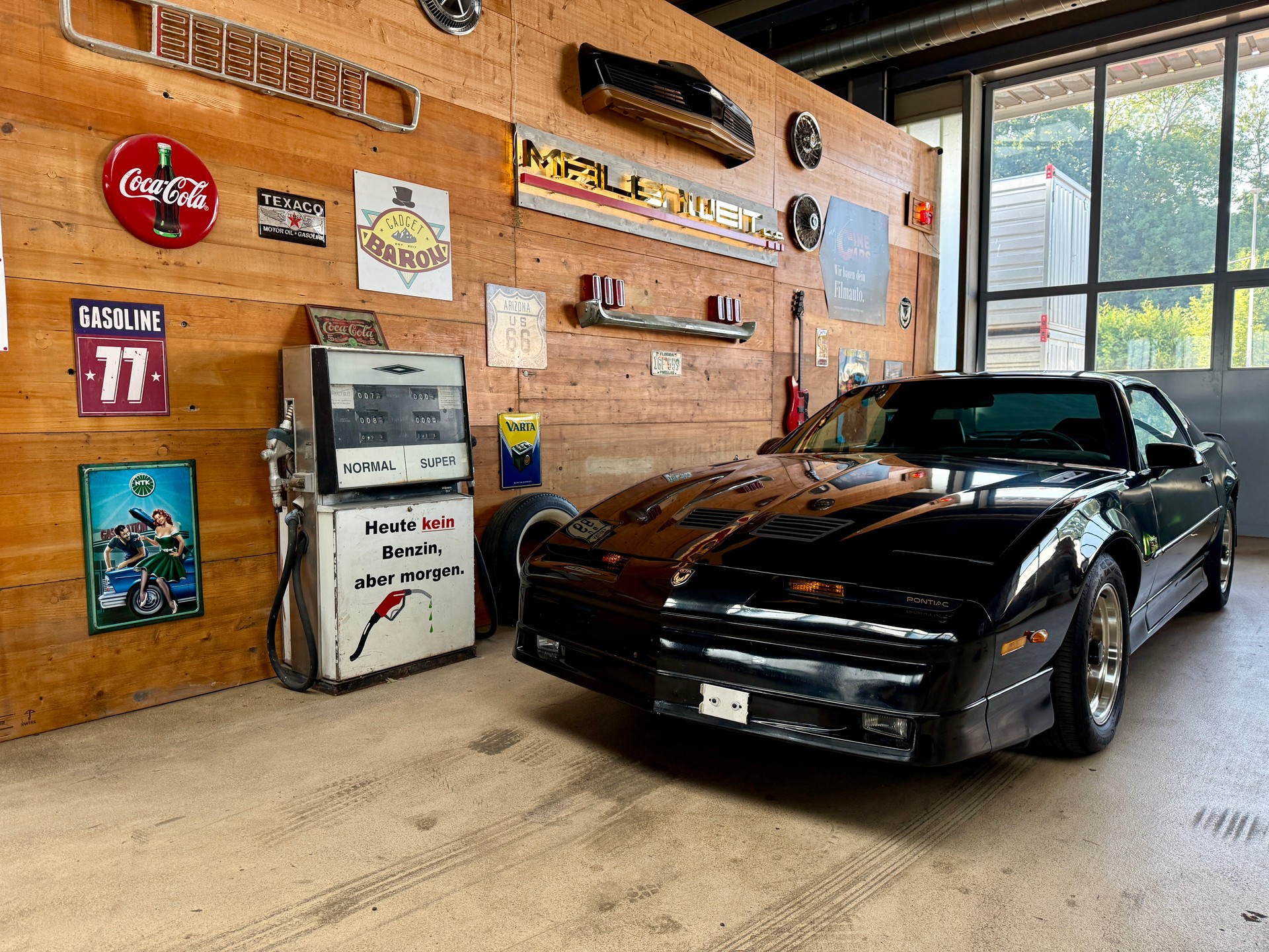 PONTIAC Firebird Trans Am GTA 5.7-image-1