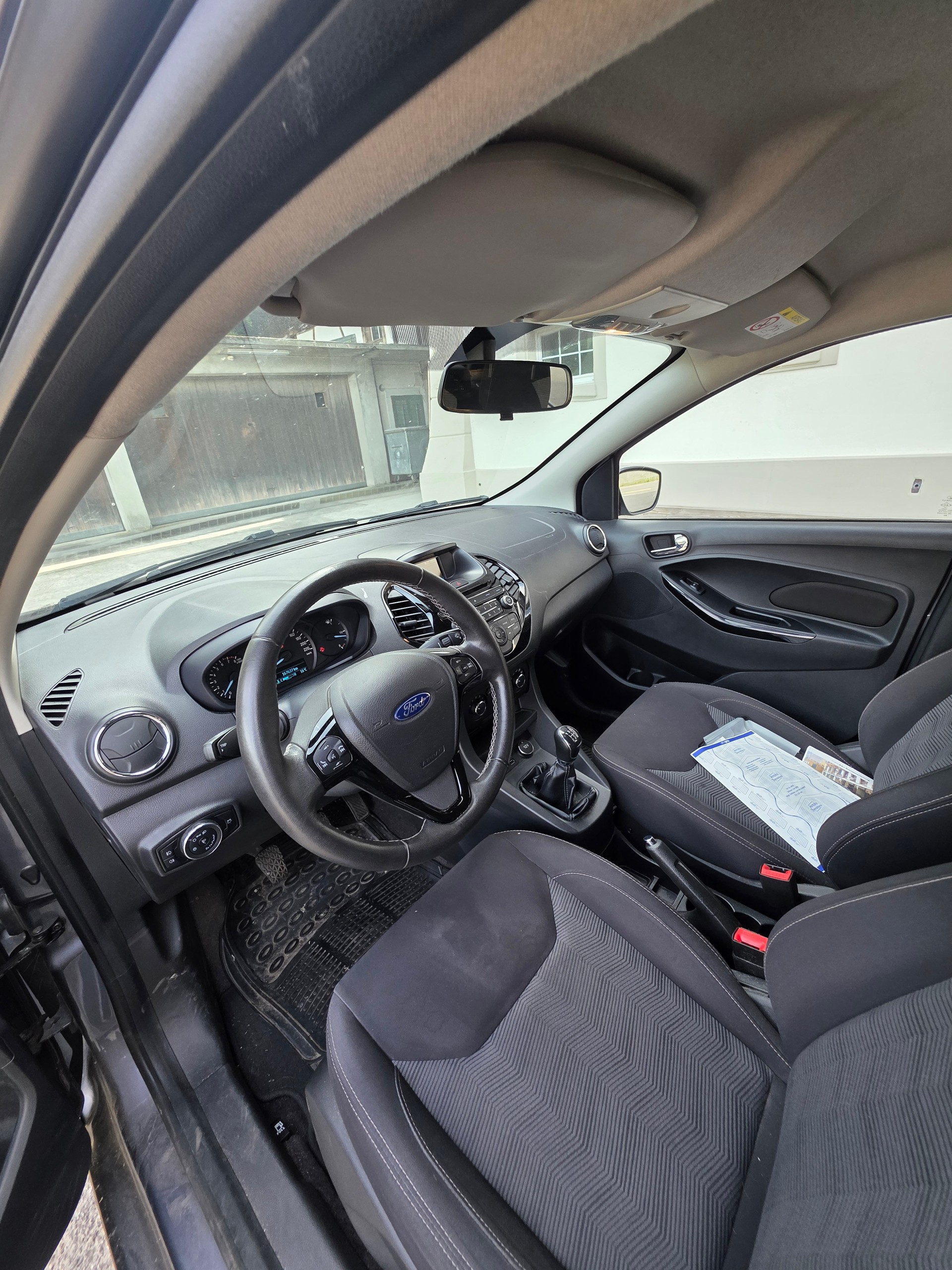 FORD KA+ 1.2 Ti-VCT Cool&Sound-image-6