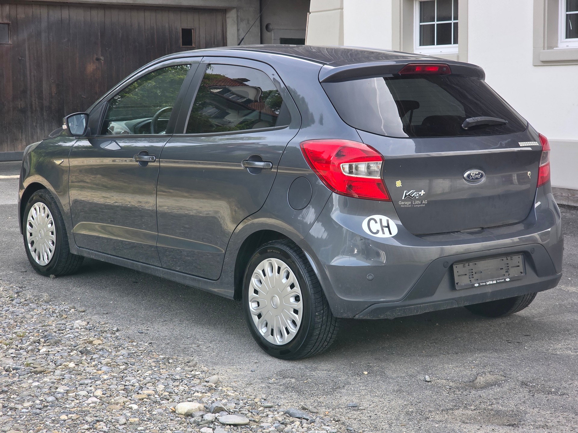 FORD KA+ 1.2 Ti-VCT Cool&Sound-image-3