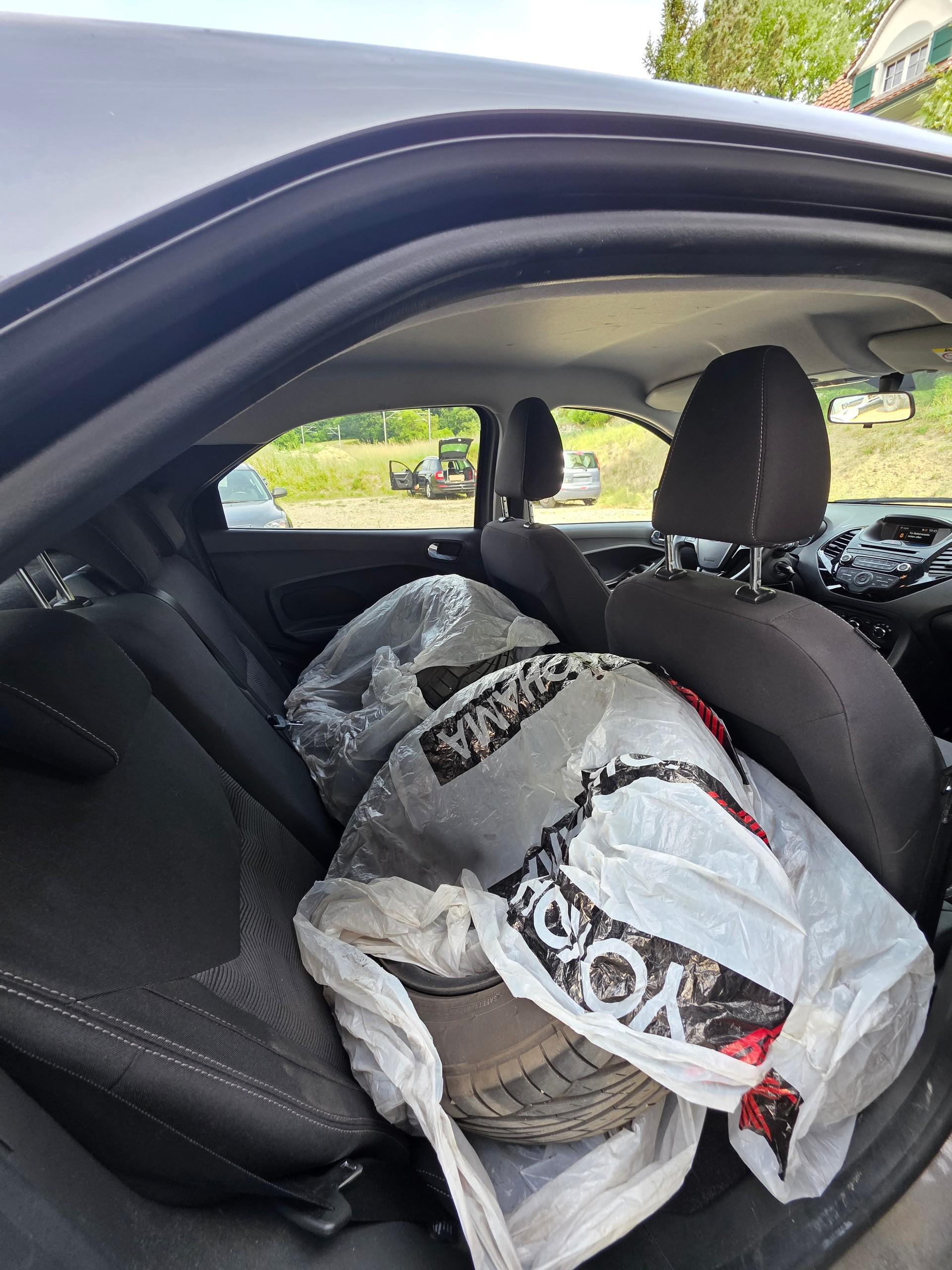 FORD KA+ 1.2 Ti-VCT Cool&Sound-image-5