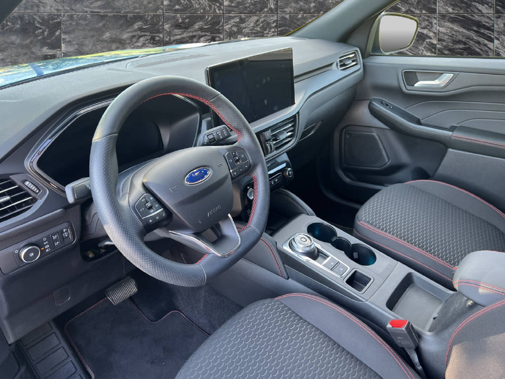 FORD Kuga 2.5 Hybrid ST-Line 4x4-image-6