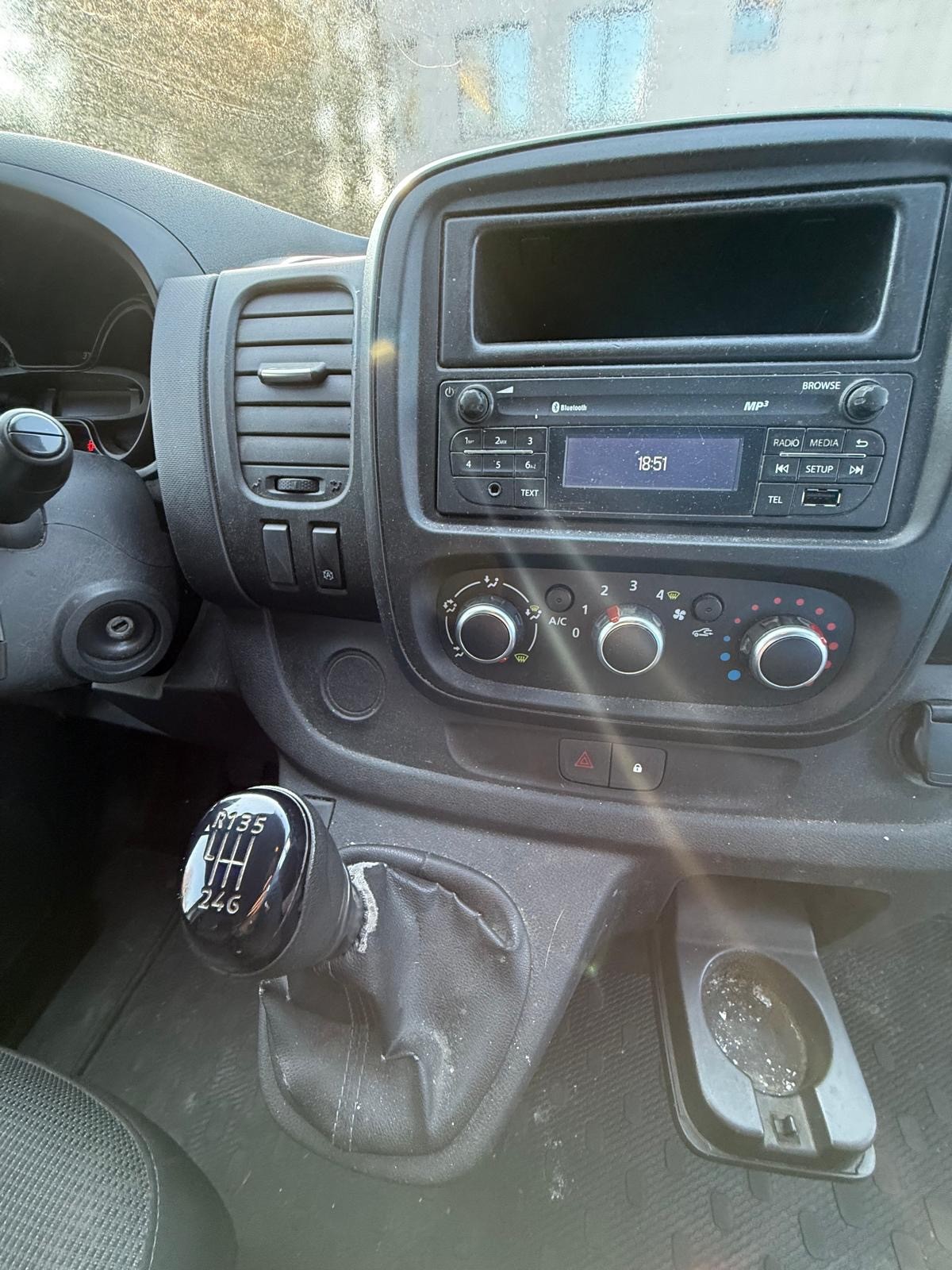 RENAULT Trafic 1.6 ENERGY dCi 95 2.8t Access L1H1-image-5