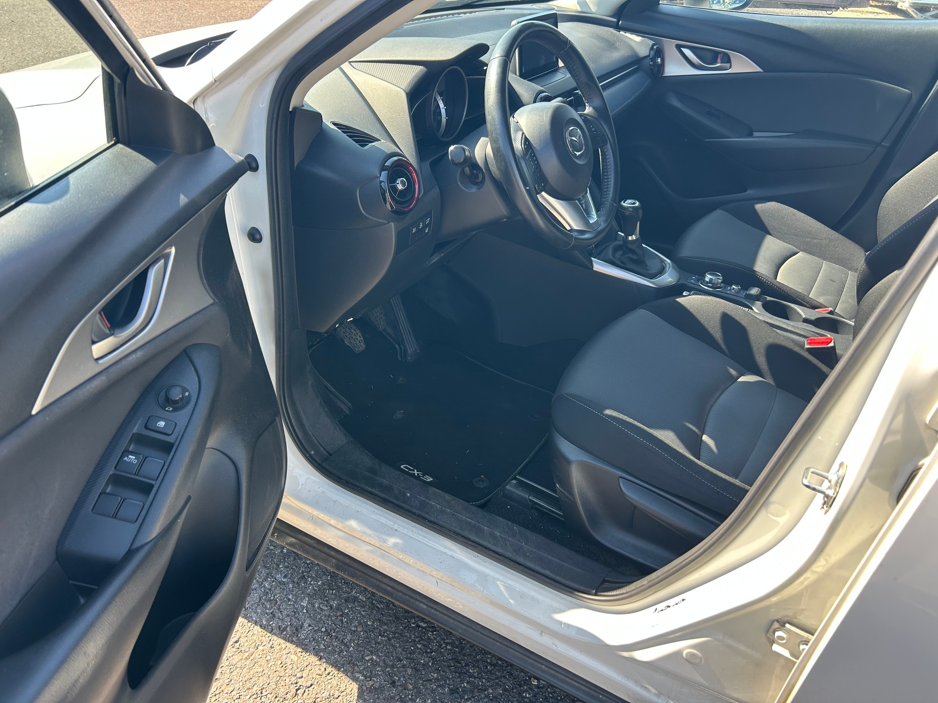 MAZDA CX-3 1.5 D Revolution FWD-image-11