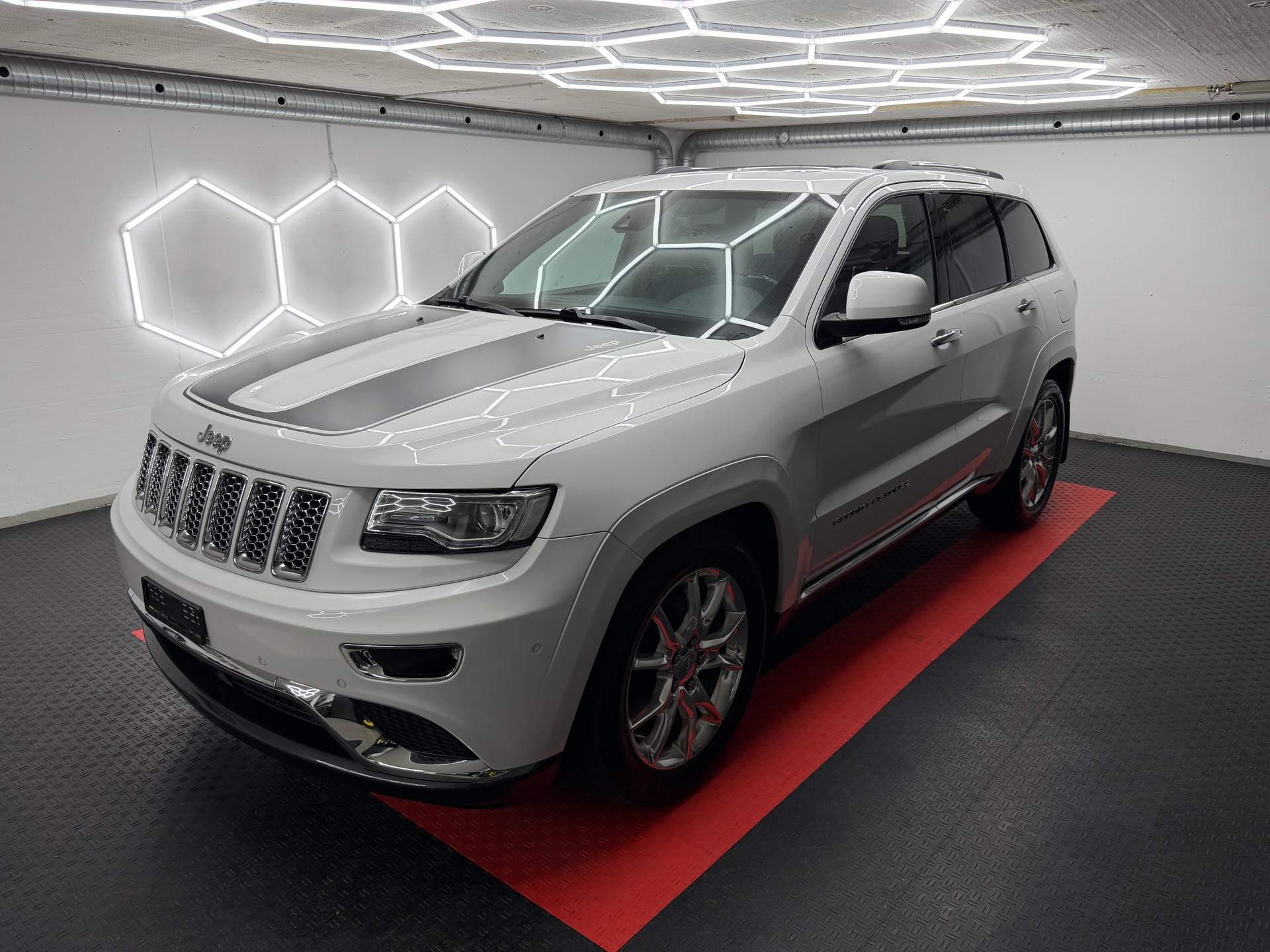 JEEP Grand Cherokee 3.0 CRD Summit Automatic-image-0