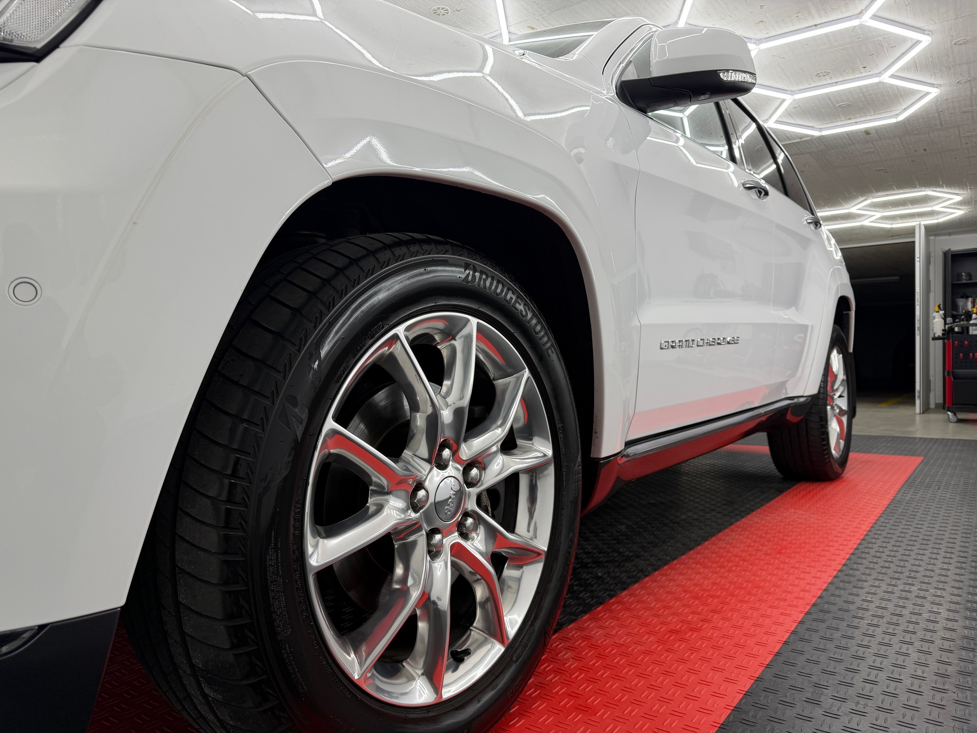 JEEP Grand Cherokee 3.0 CRD Summit Automatic-image-8