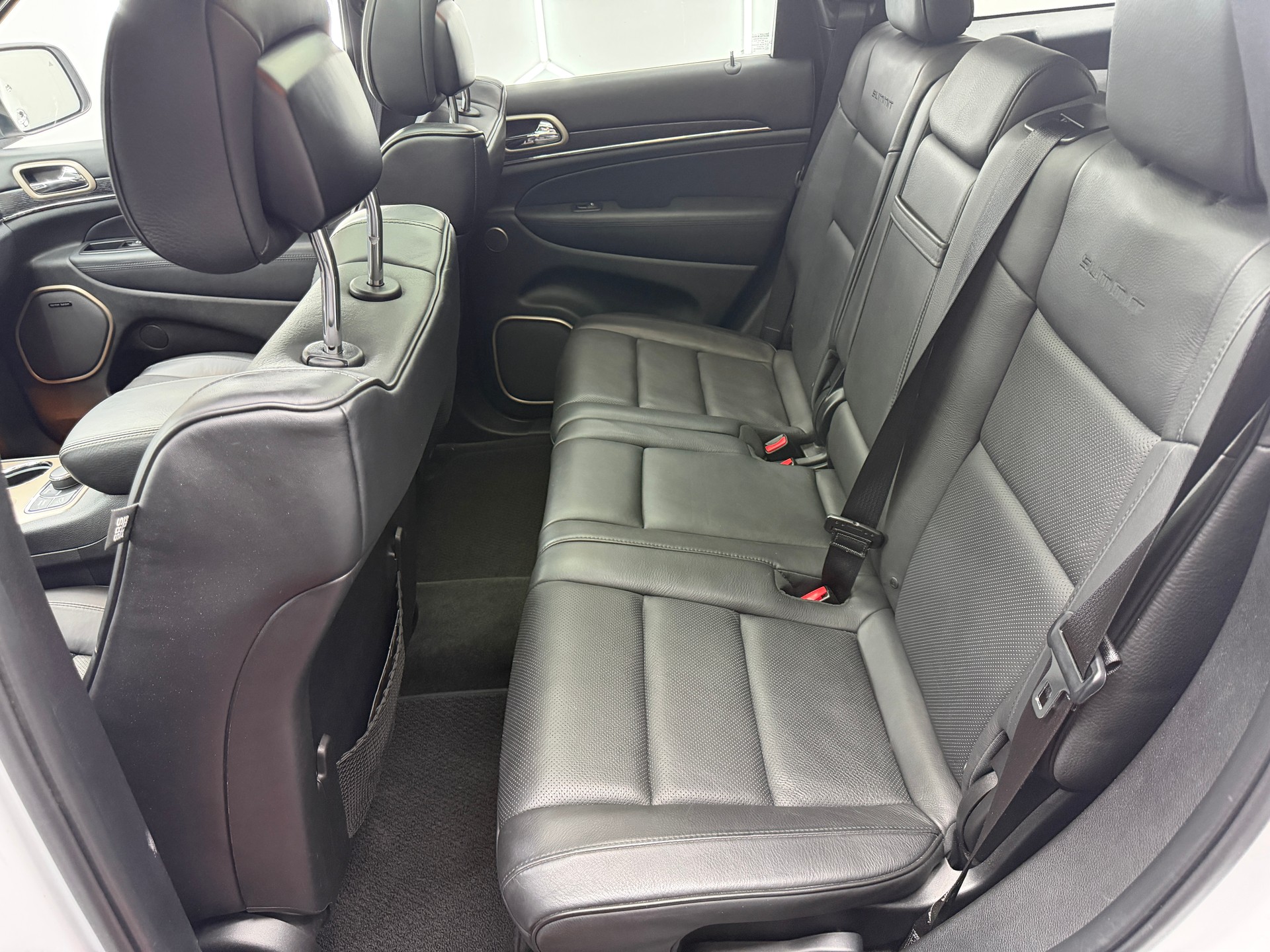 JEEP Grand Cherokee 3.0 CRD Summit Automatic-image-14
