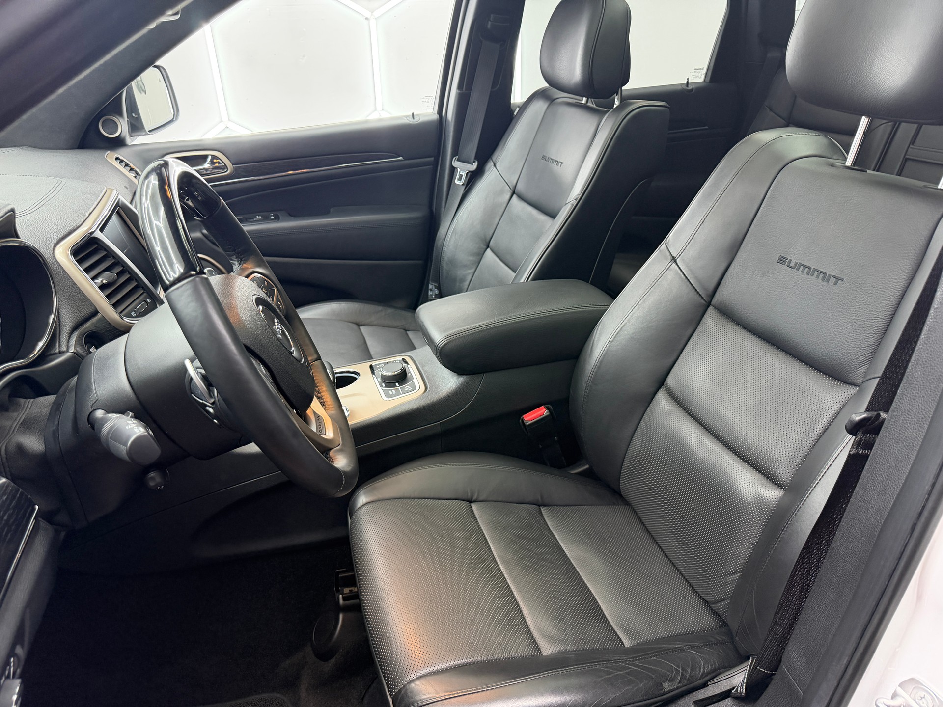 JEEP Grand Cherokee 3.0 CRD Summit Automatic-image-9