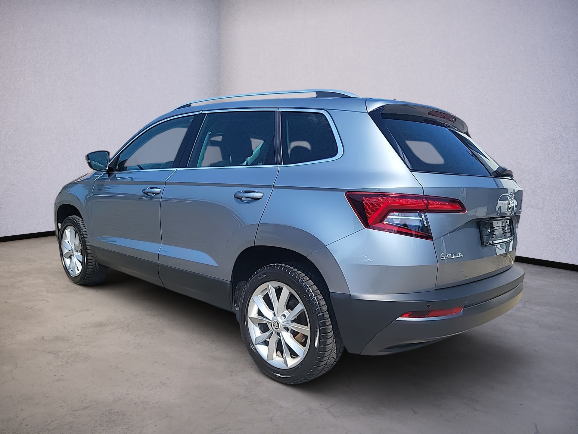 SKODA Karoq 1.6 TDI CR Smile-image-6