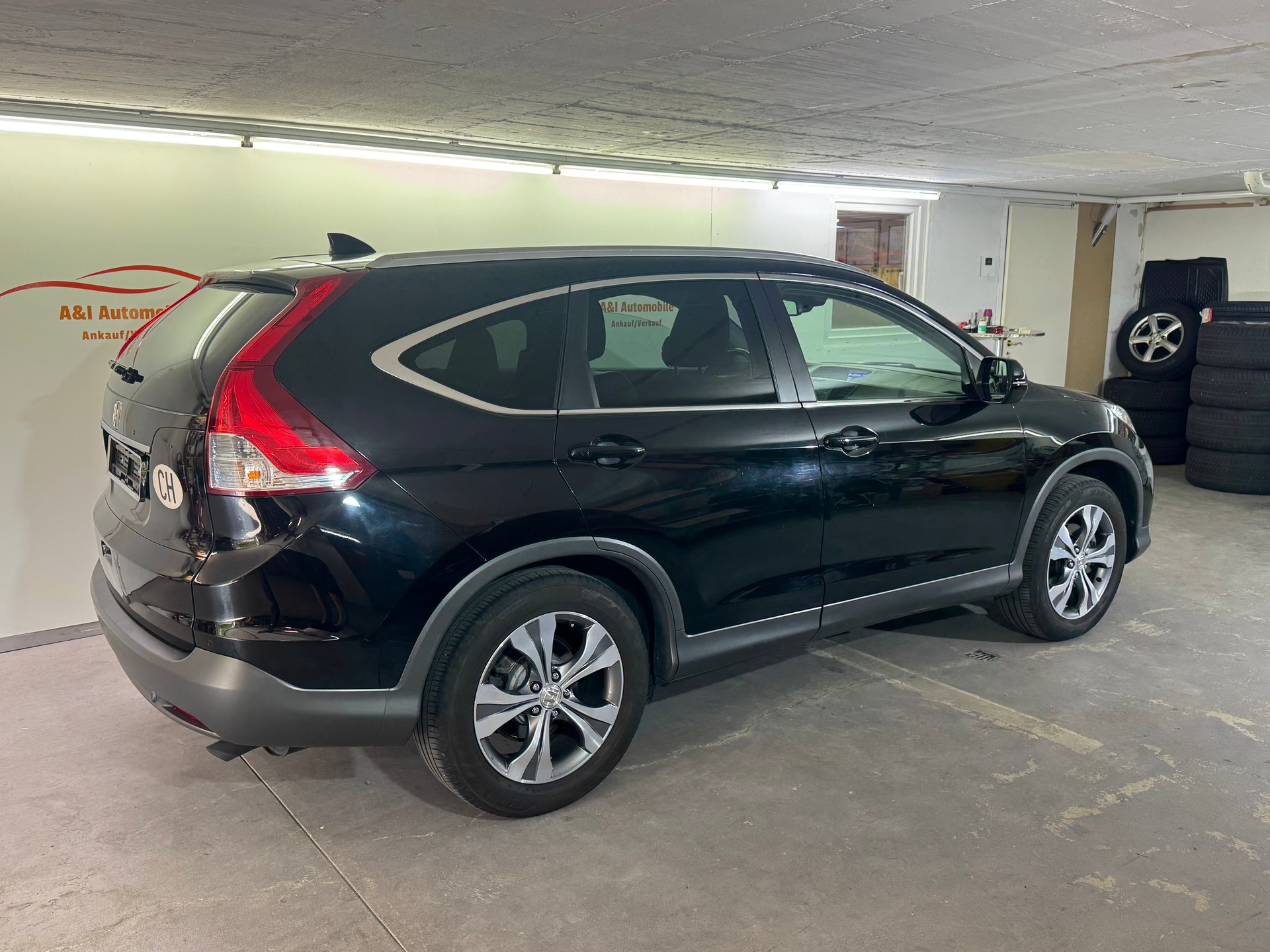 HONDA CR-V 2.2 i-DTEC Executive 4WD-image-2