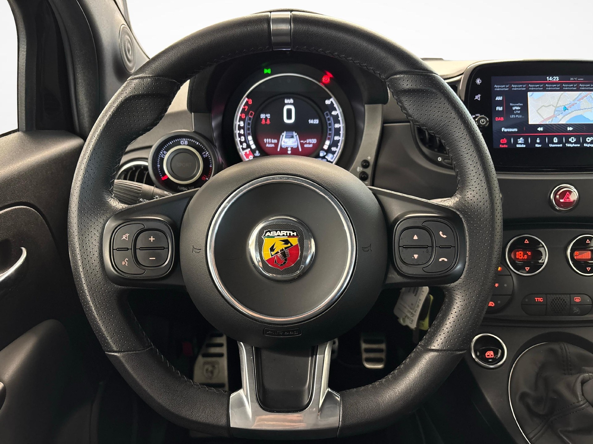FIAT 595 C Abarth 1.4 T-Jet 165 Premium-image-15