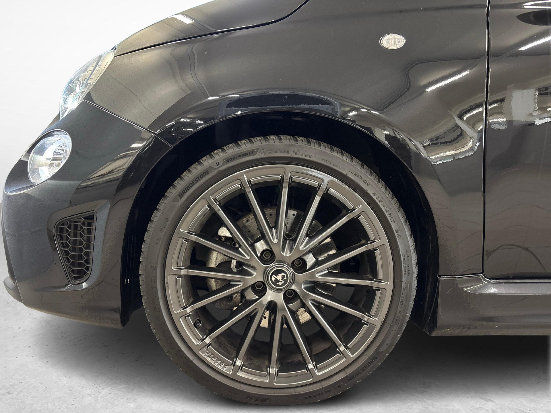 FIAT 595 C Abarth 1.4 T-Jet 165 Premium-image-19