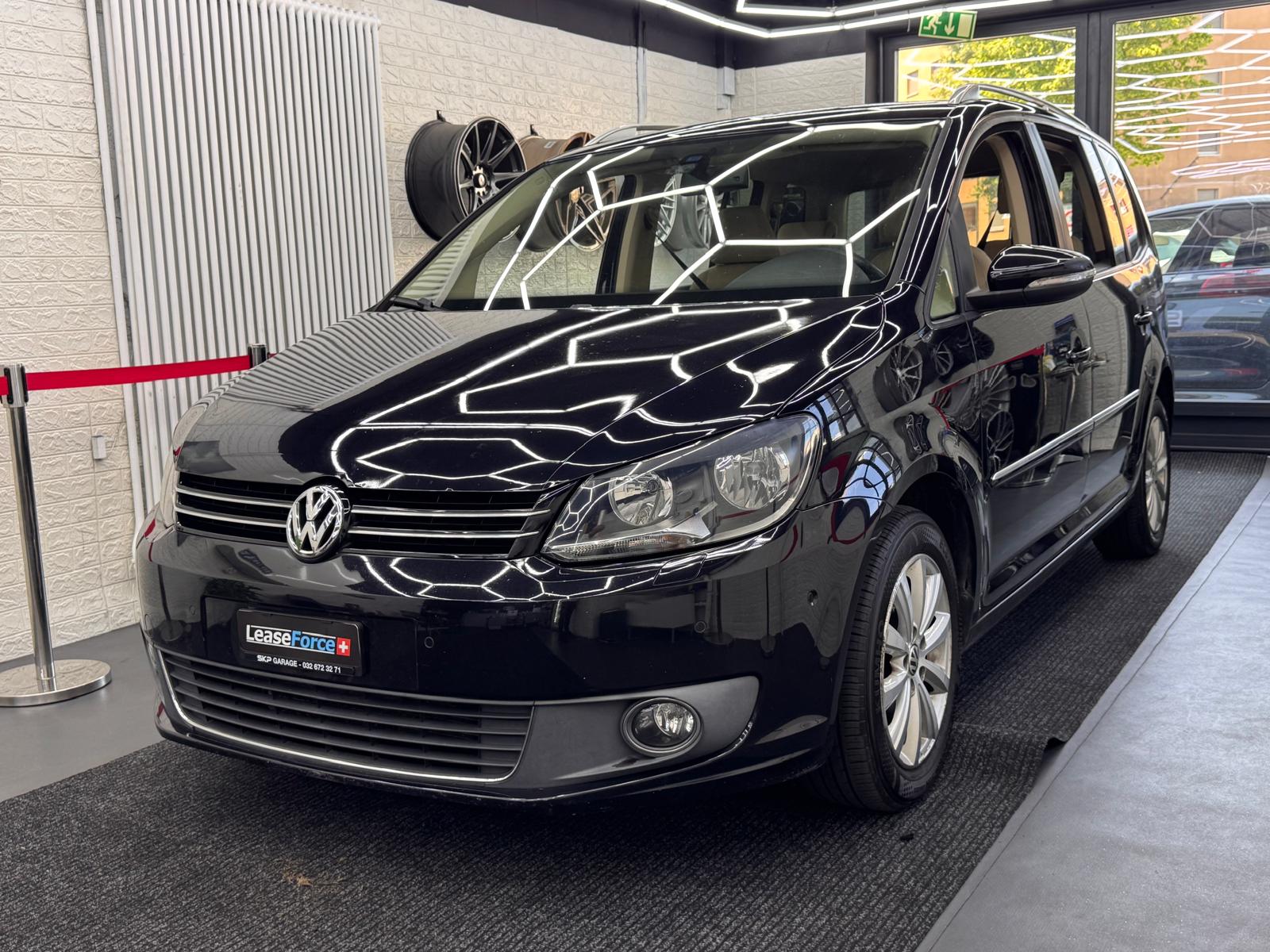 VW Touran 1.4 TSI Comfortline DSG-image-2