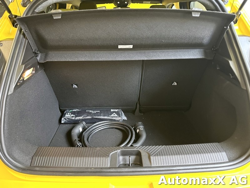 RENAULT R5 E-Tech Comfort Range iconic five-image-13
