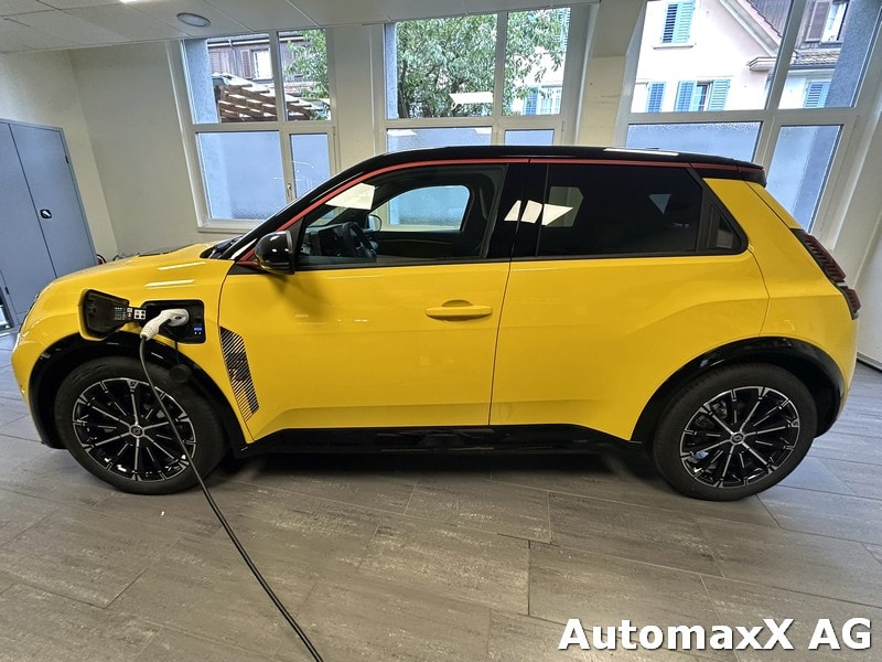 RENAULT R5 E-Tech Comfort Range iconic five-image-2