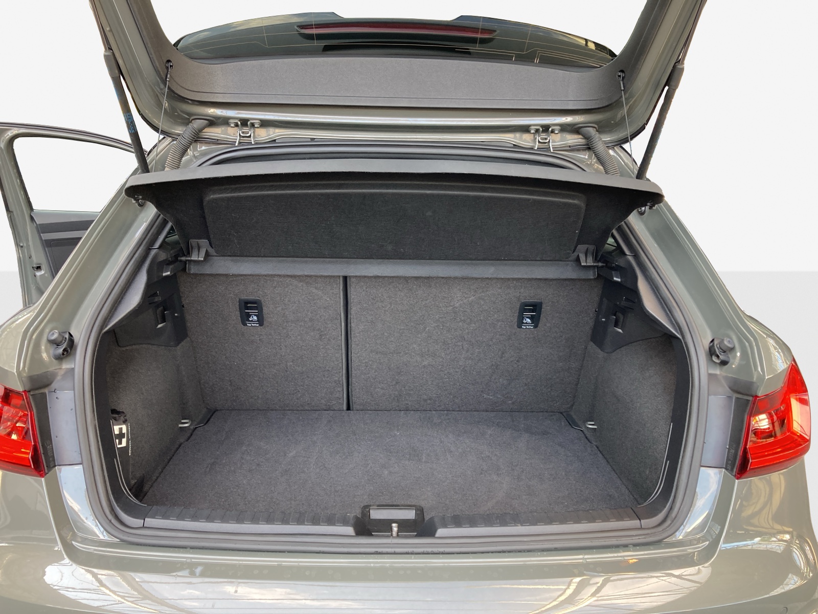 AUDI A1 Sportback 40 TFSI S Line S-tronic-image-12