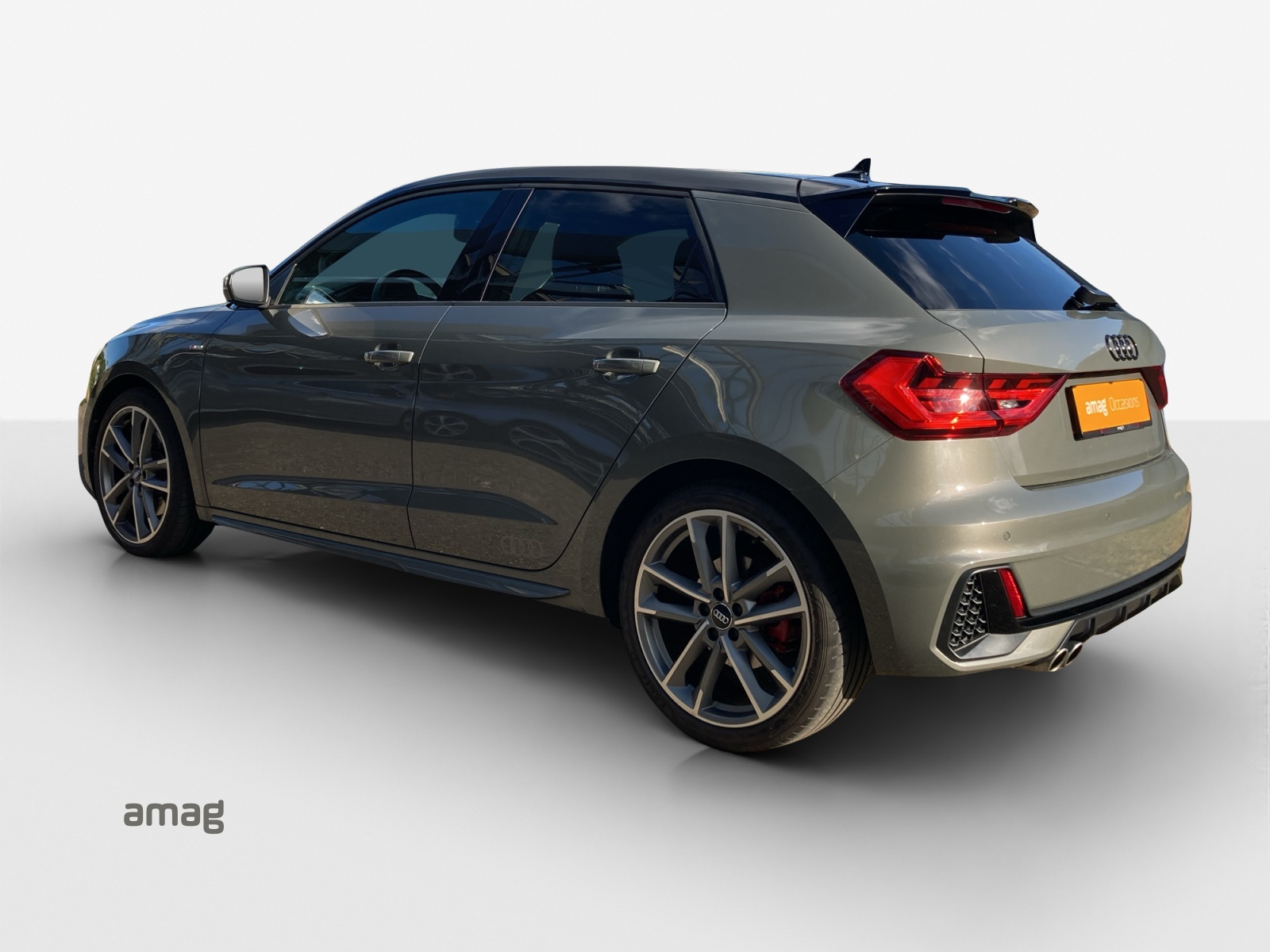 AUDI A1 Sportback 40 TFSI S Line S-tronic-image-2