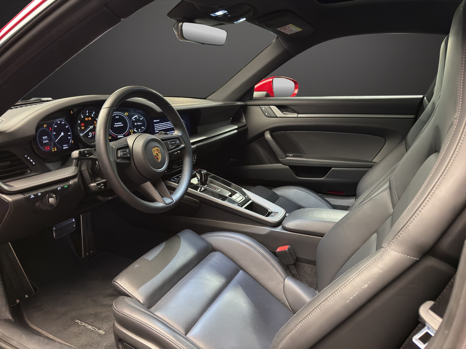 PORSCHE 911 Carrera 4 PDK-image-9