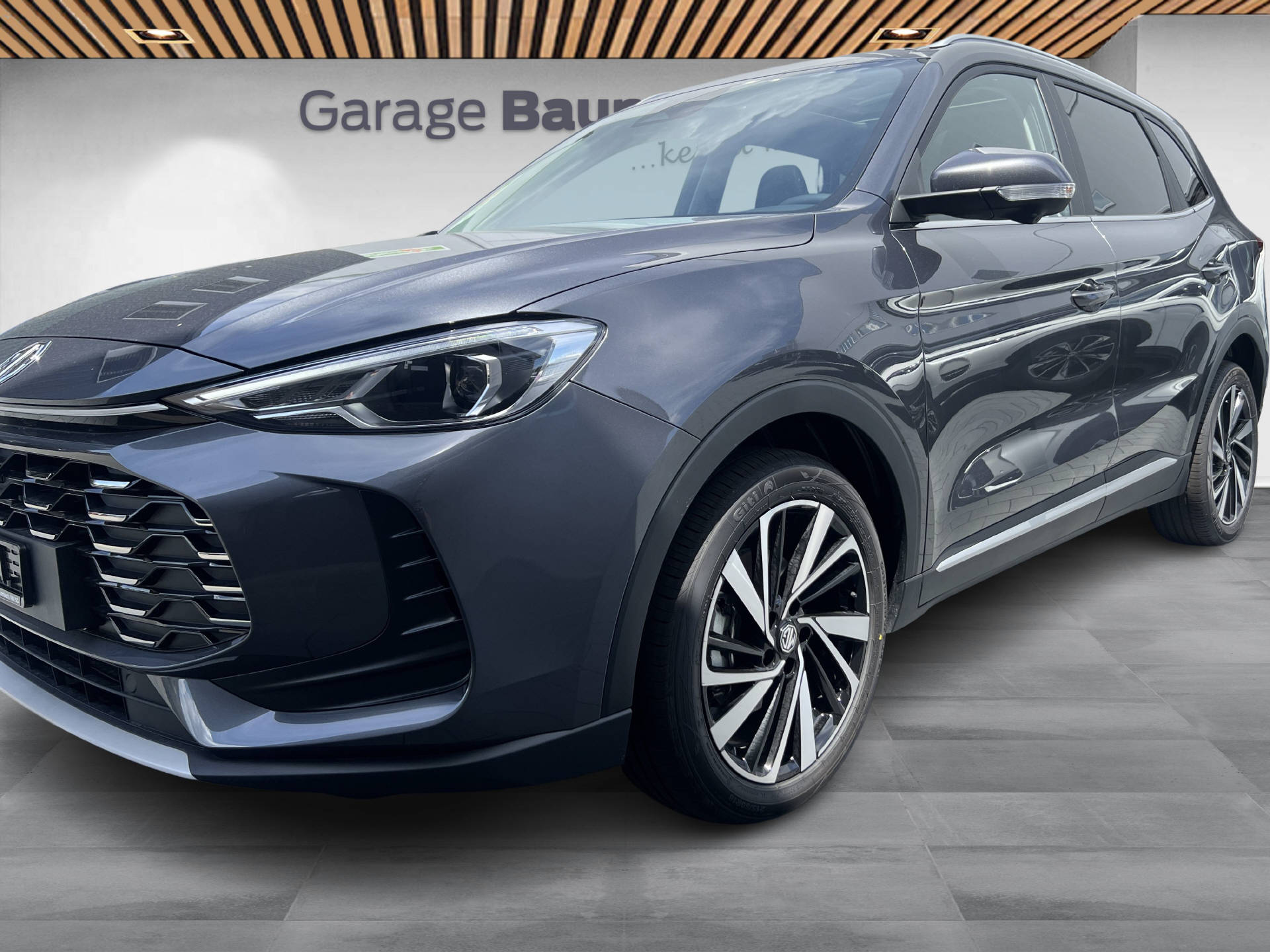 MG ZS 1.5 Hybrid+ Luxury-image-1