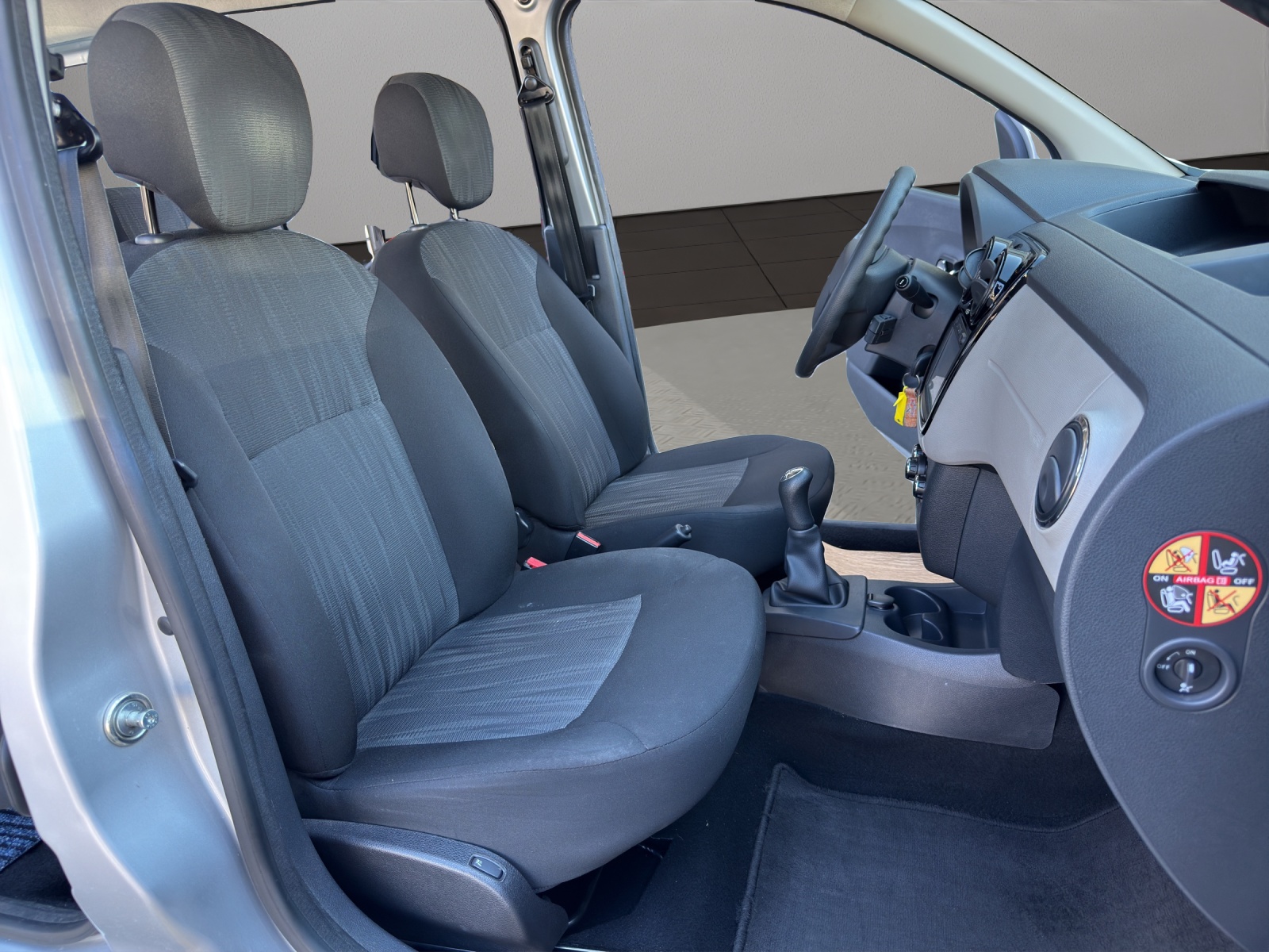 DACIA Dokker 1.5 dCi Ambiance-image-16