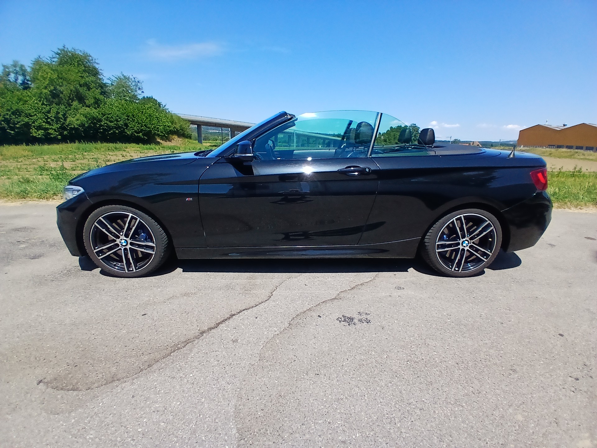 BMW M240i xDrive Steptronic-image-1