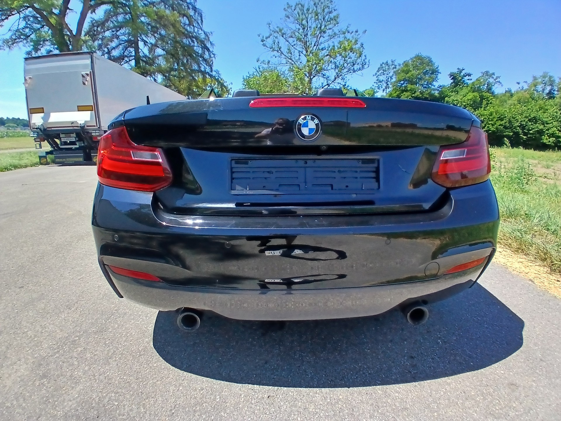 BMW M240i xDrive Steptronic-image-3