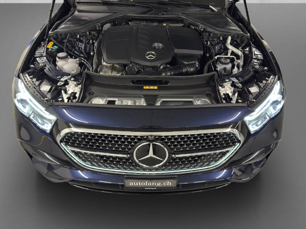 MERCEDES-BENZ E 300 de AMG Line 4Matic-image-8