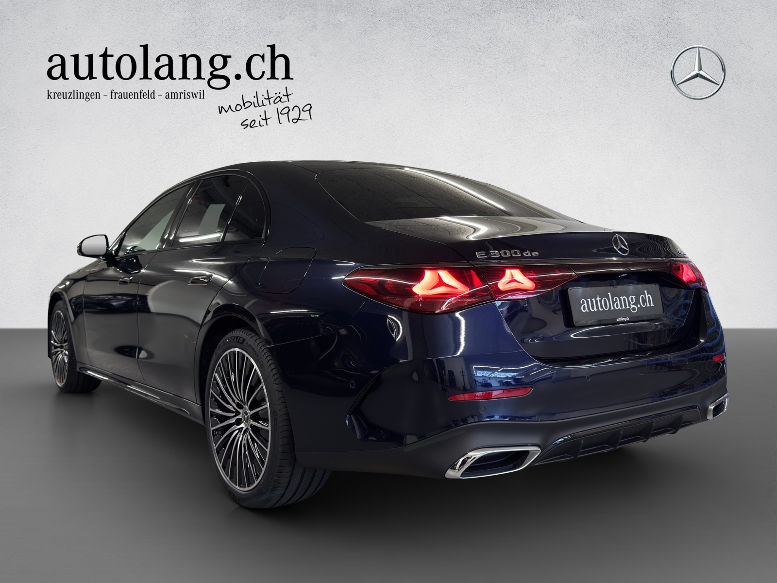 MERCEDES-BENZ E 300 de AMG Line 4Matic-image-3