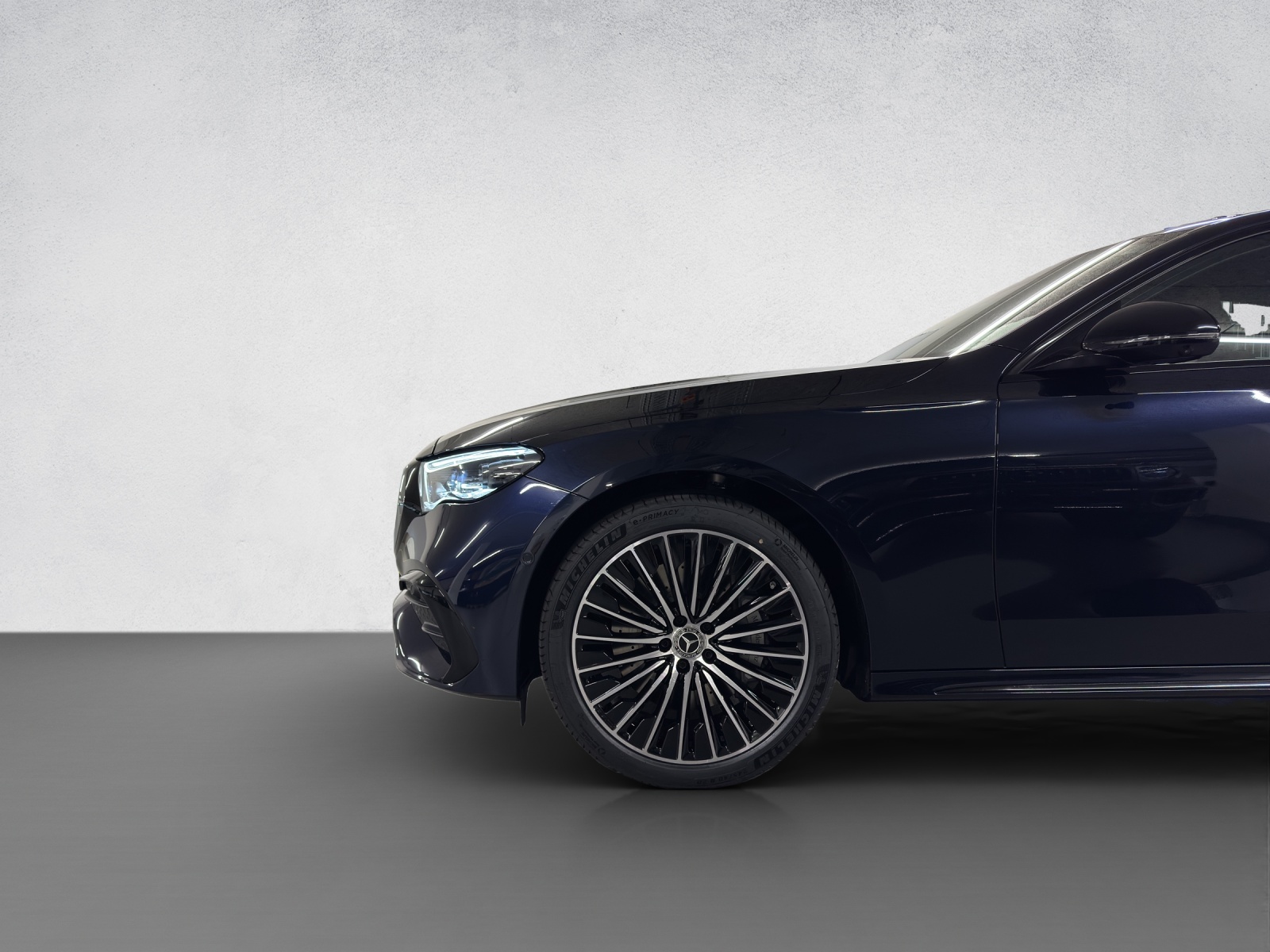 MERCEDES-BENZ E 300 de AMG Line 4Matic-image-7