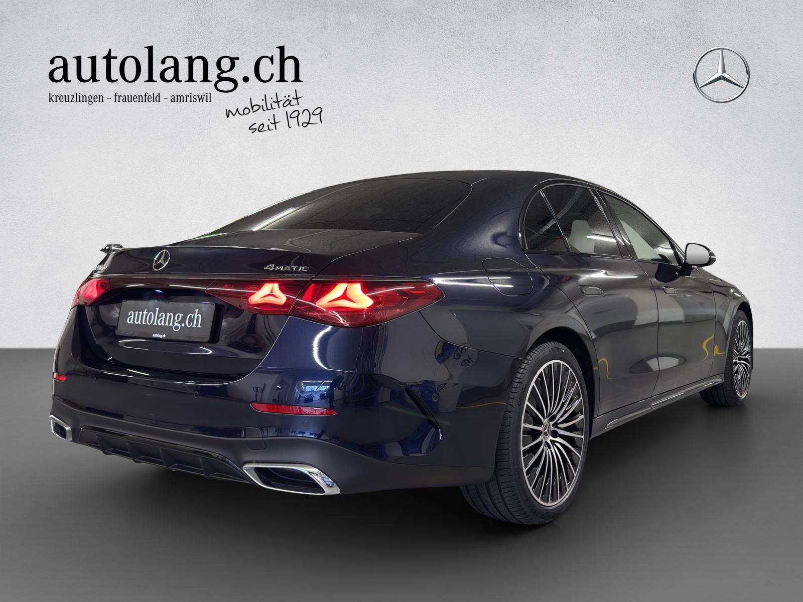 MERCEDES-BENZ E 300 de AMG Line 4Matic-image-4