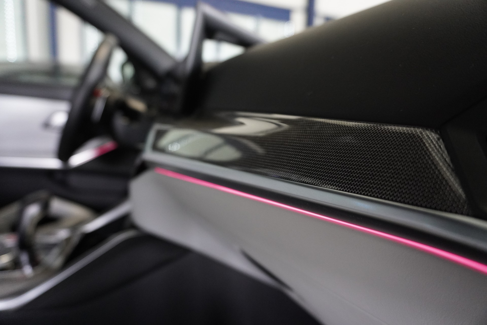 BMW M3 Touring xDrive Competition M // BMW Werksgarantie bis 04/2027 // Individual Lackierung Venezia Violett //-image-10