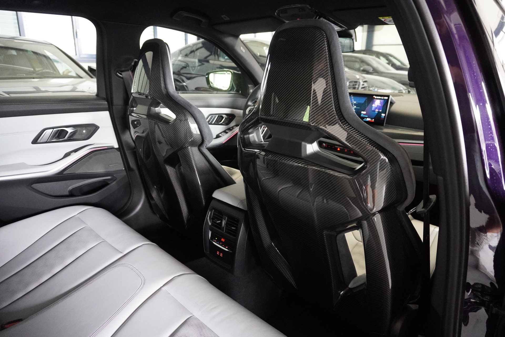 BMW M3 Touring xDrive Competition M // BMW Werksgarantie bis 04/2027 // Individual Lackierung Venezia Violett //-image-12