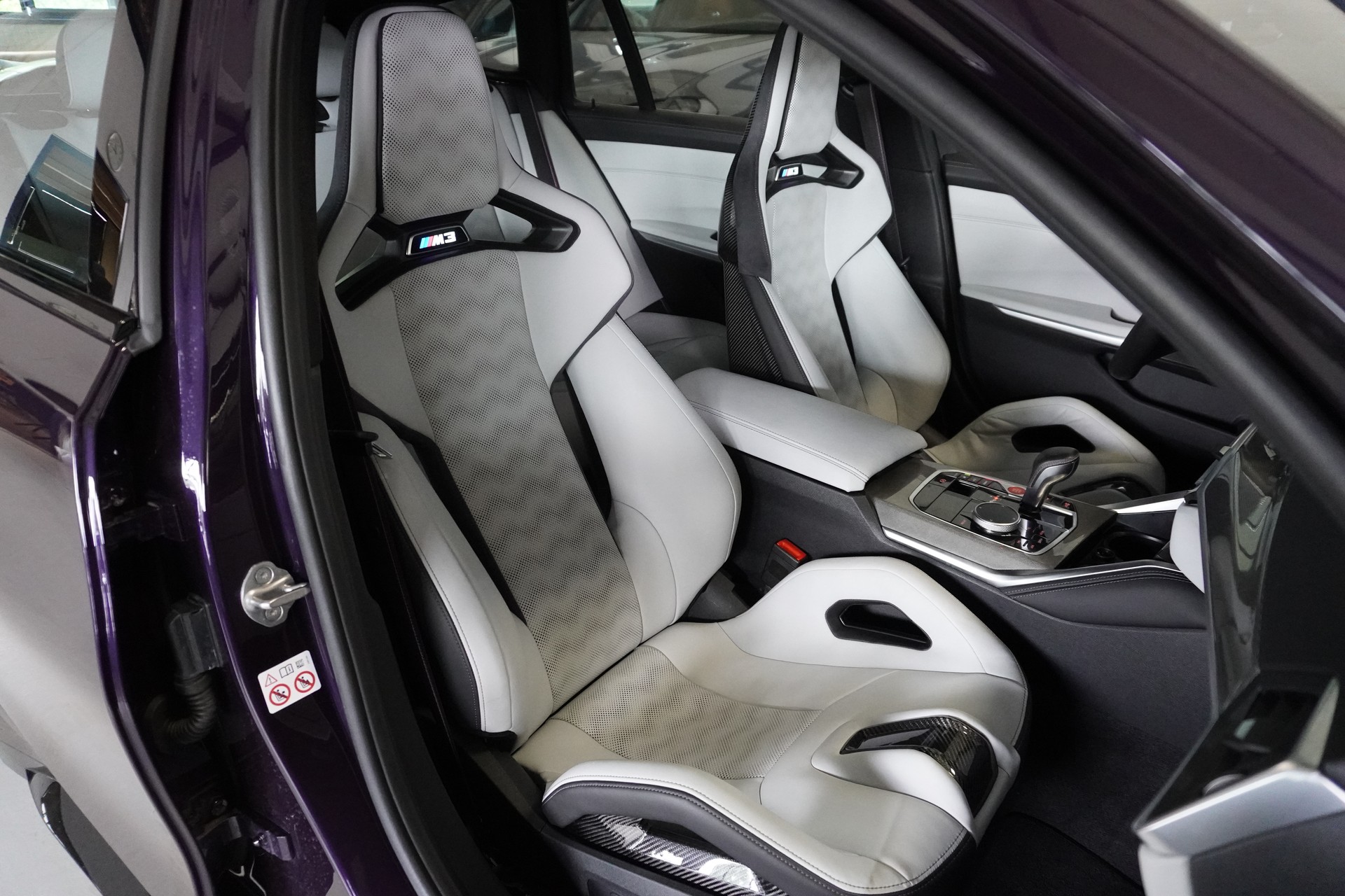 BMW M3 Touring xDrive Competition M // BMW Werksgarantie bis 04/2027 // Individual Lackierung Venezia Violett //-image-11