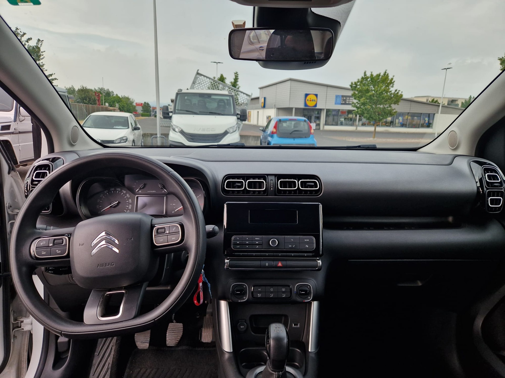 CITROEN C3 Aircross 1.2i PureTech Live-image-7