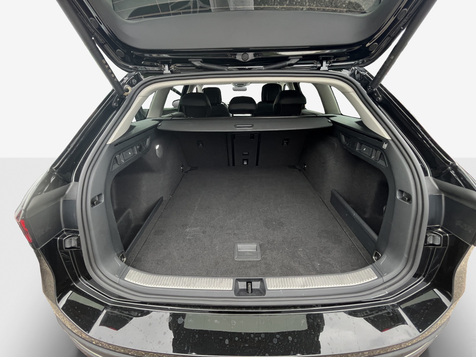 VW Passat Variant 2.0 TDI evo Business 4 Motion DSG-image-12