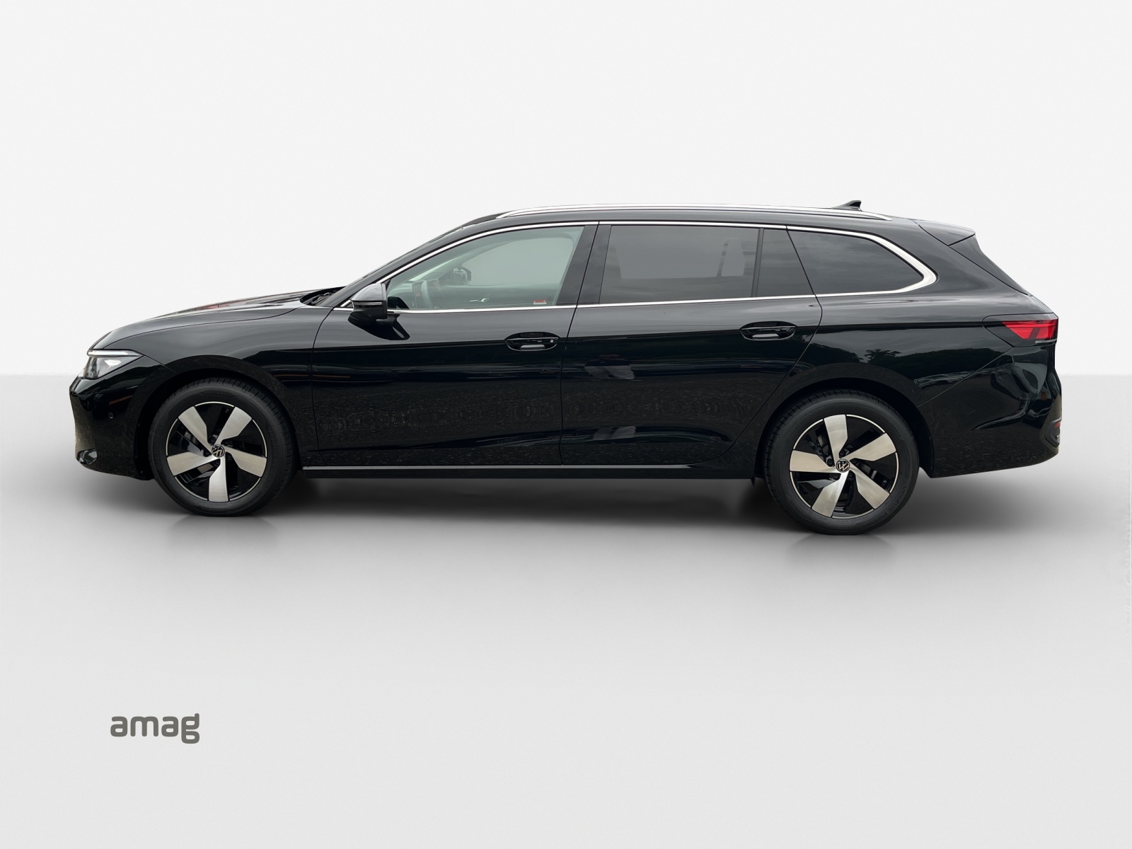 VW Passat Variant 2.0 TDI evo Business 4 Motion DSG-image-1