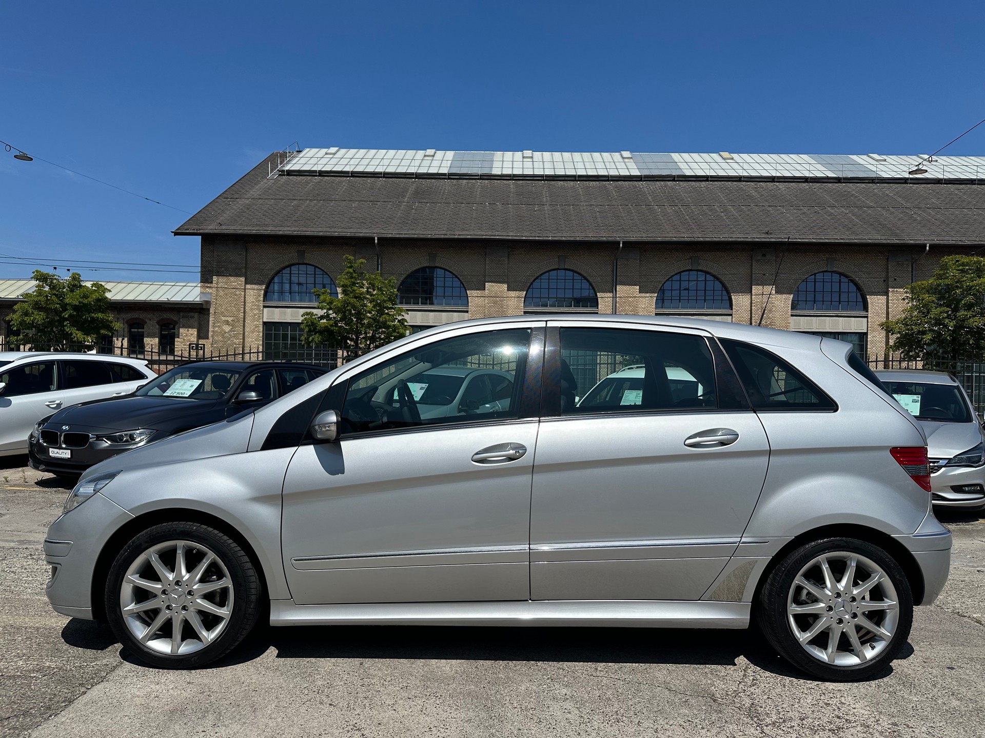MERCEDES-BENZ B 170-image-3