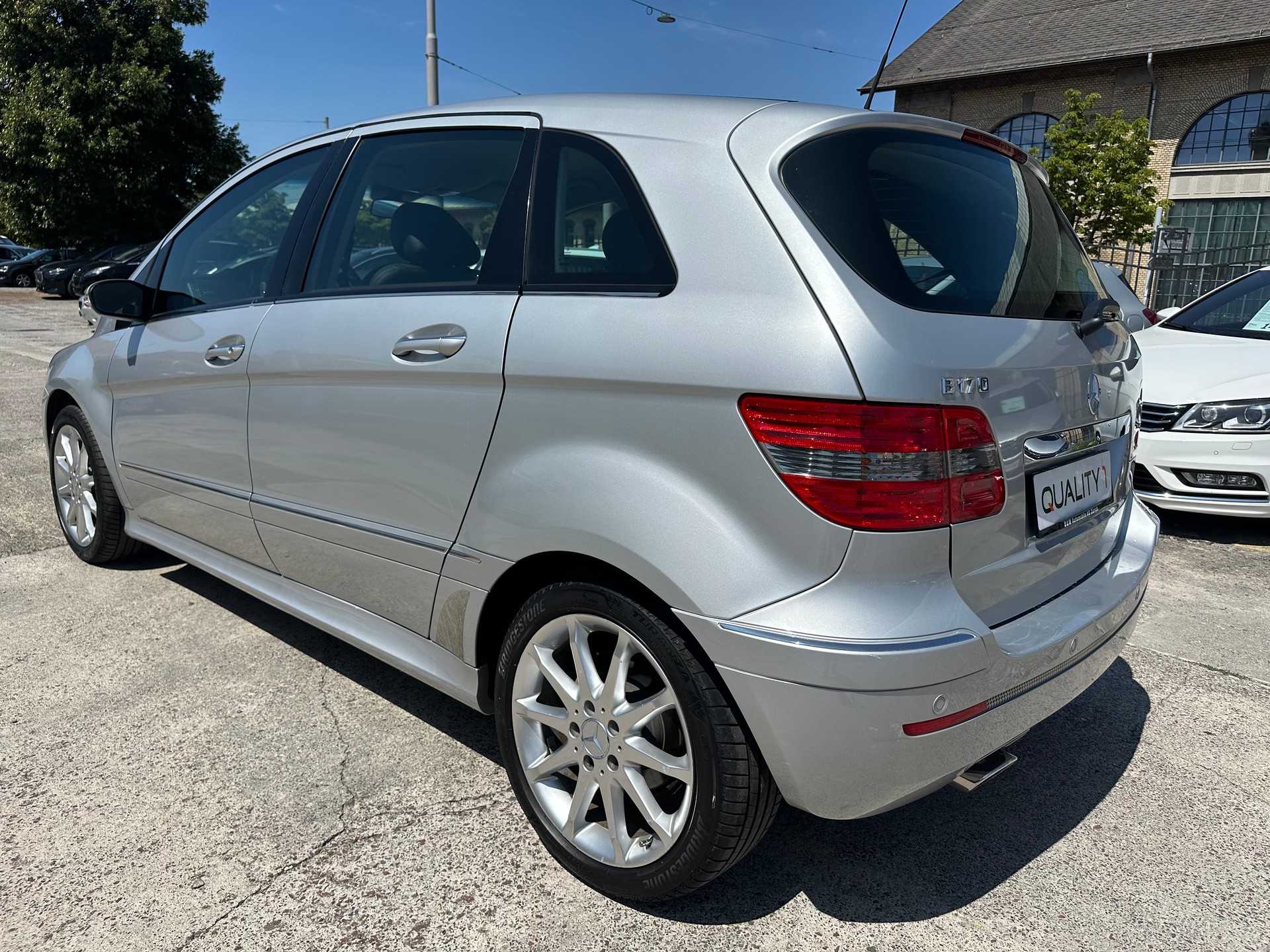 MERCEDES-BENZ B 170-image-5