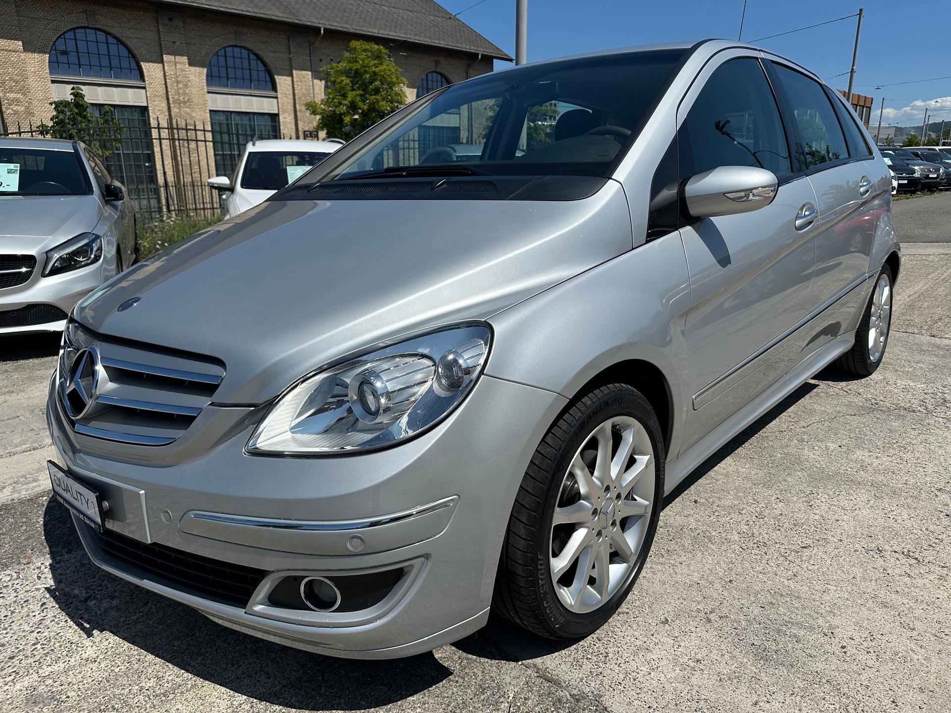 MERCEDES-BENZ B 170-image-0
