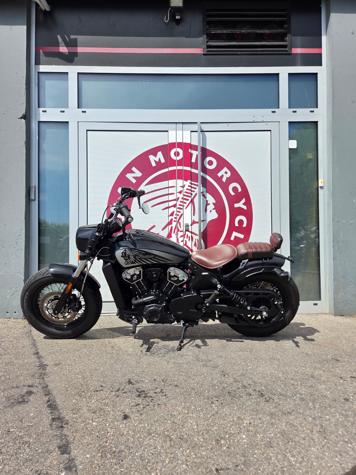 INDIAN Scout Bobber Twenty-image-1