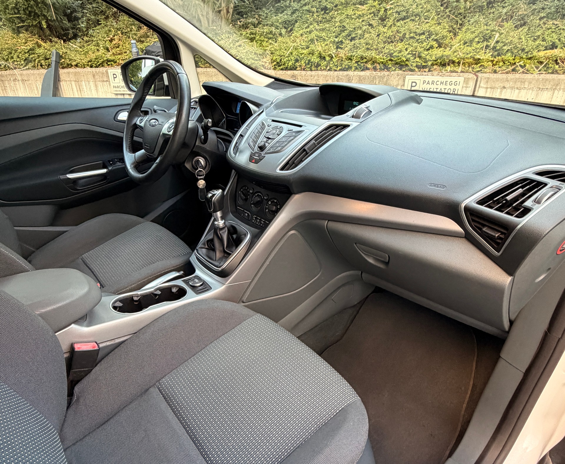 FORD Grand C-Max 1.6 TDCi Carving-image-9