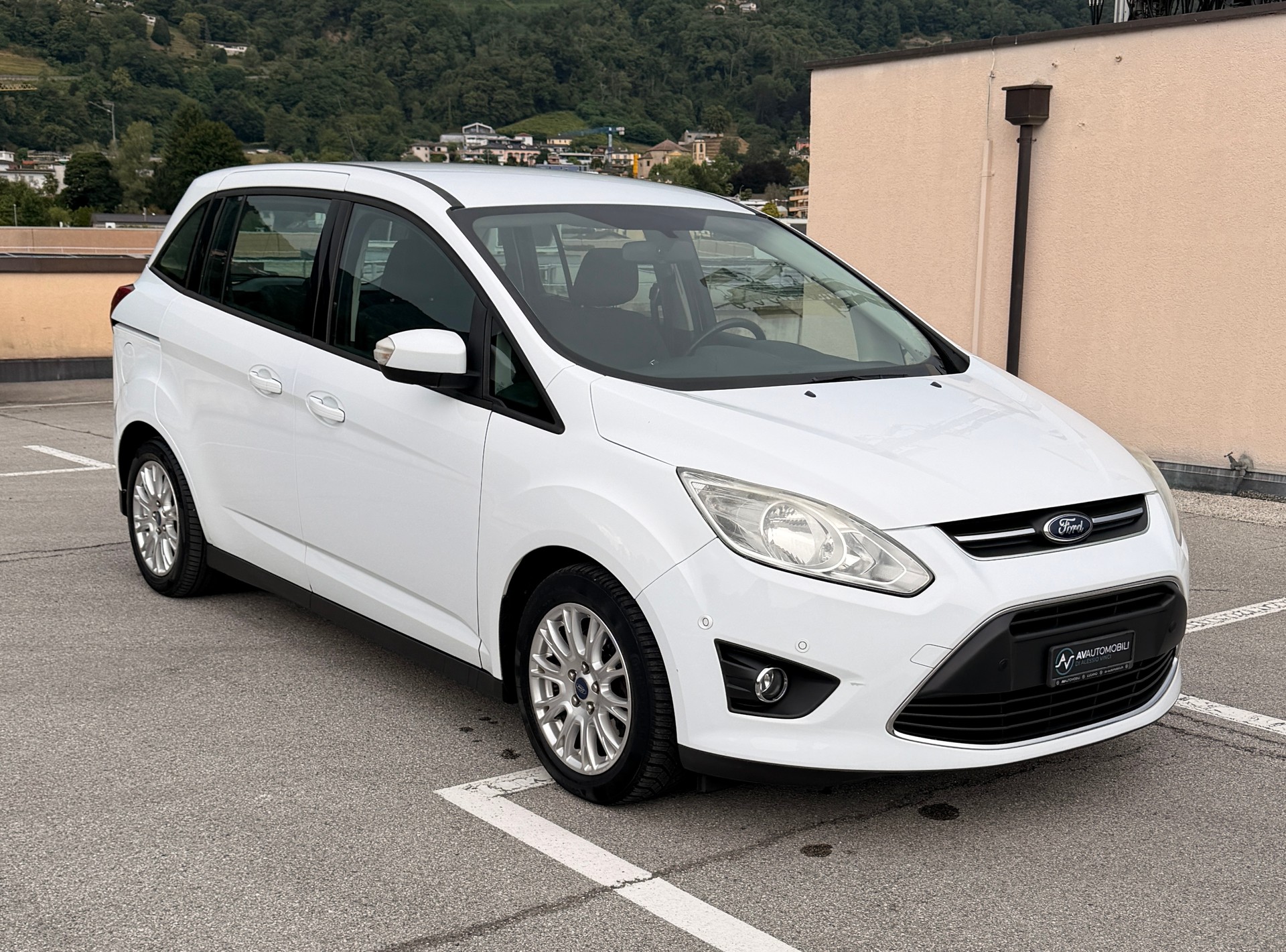 FORD Grand C-Max 1.6 TDCi Carving