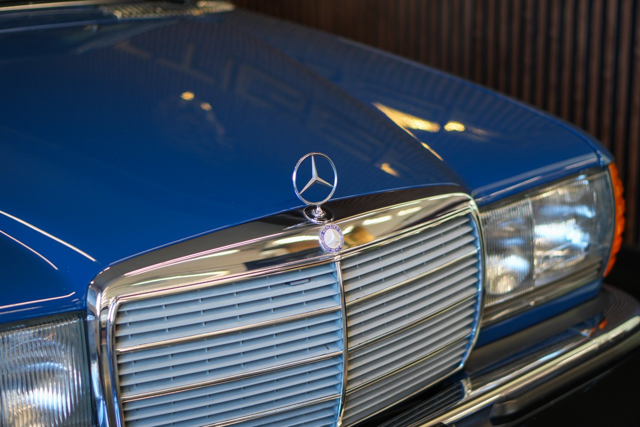 MERCEDES-BENZ 230 CE-image-26
