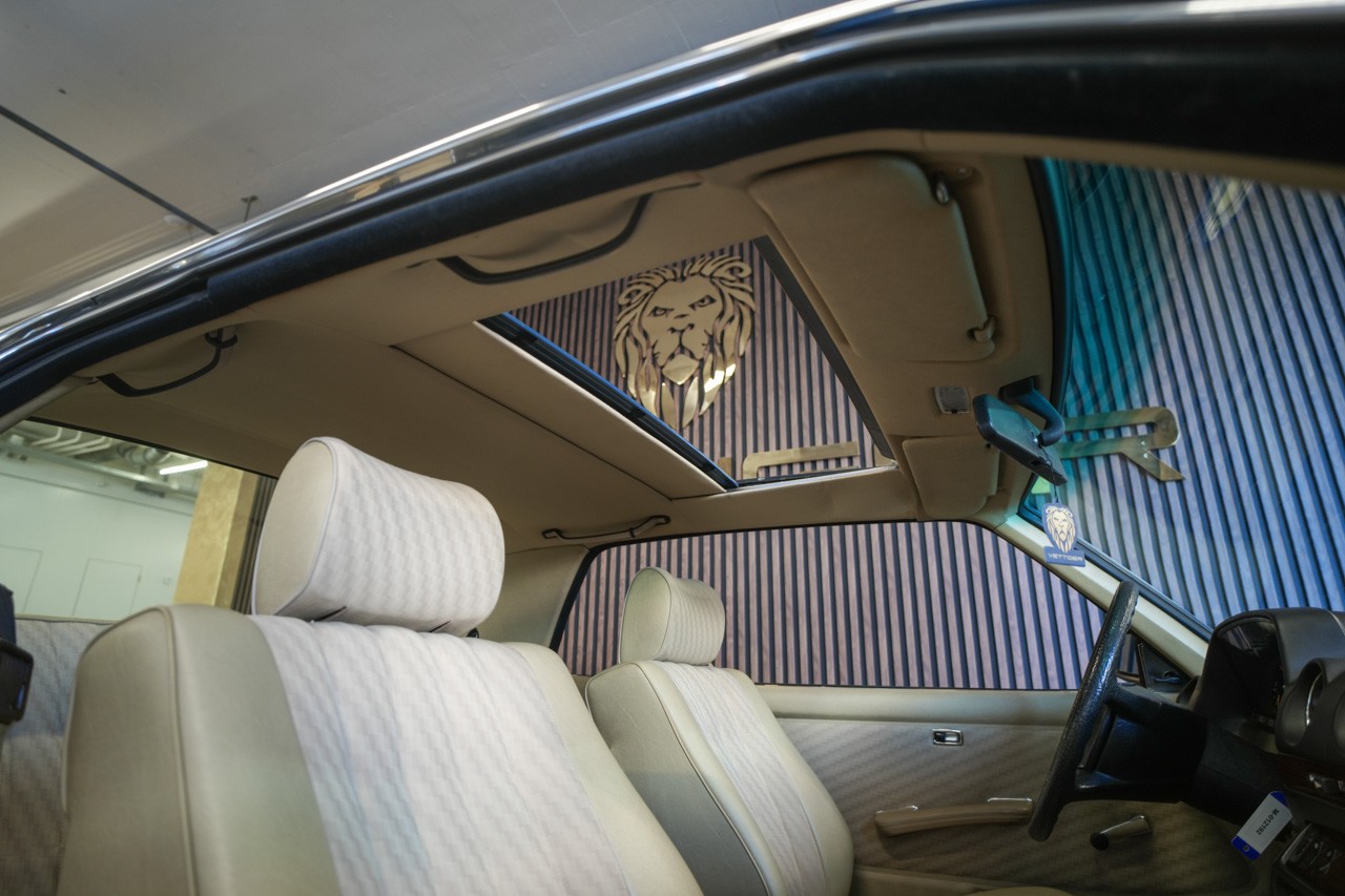 MERCEDES-BENZ 230 CE-image-15
