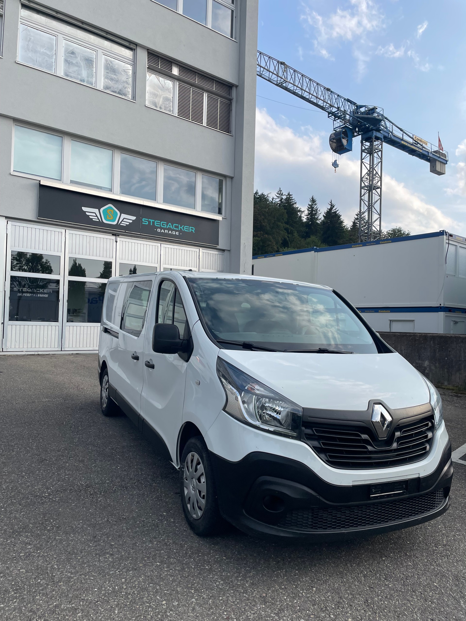 RENAULT Trafic 1.6 ENERGY TwinT. dCi120 2.9t Business L2H1-image-2